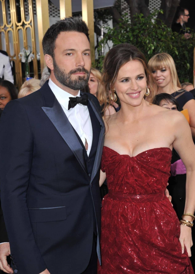 Jennifer Garner, 52, Is Proudly Showing Off Her New Boyfriend… And You Better Sit Down, Because You Might Recognize Him!